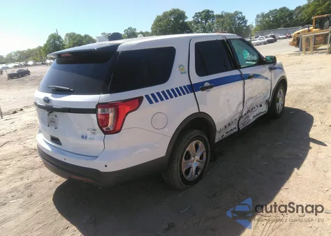 2016 Ford Police Interceptor from USA, damaged, VIN 1FM5K8AR9GGA29070